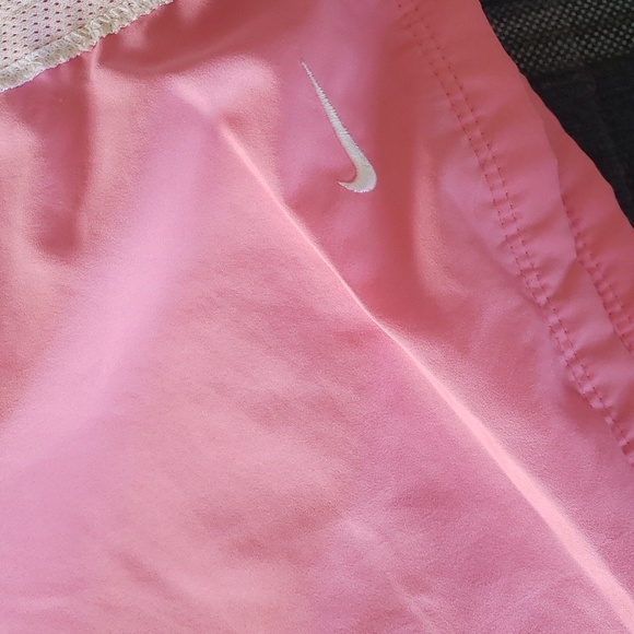 Nike athletic shorts size L. - Picture 2 of 6